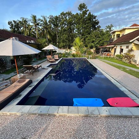 Kuta Lodge Homestay Exterior foto